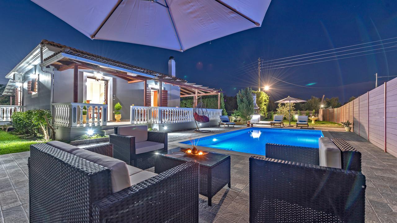 Pothos Villas Sarakinadhon Exterior photo